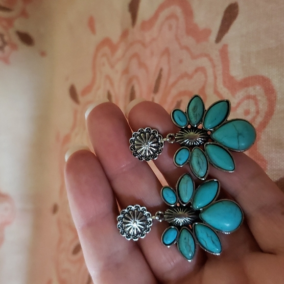 (B) Southwestern Turquoise Earrings Cowgirl Boho Rodeo Western Wild West Tribal - Picture 3 of 9